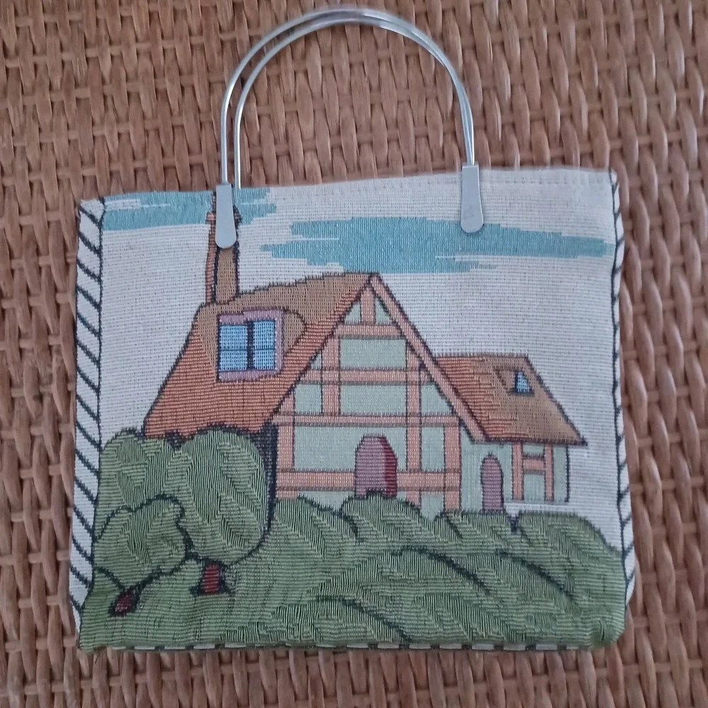 Vintage Needlepoint French Knot Cottage Garden Purse Embroidered Metal Handle‎